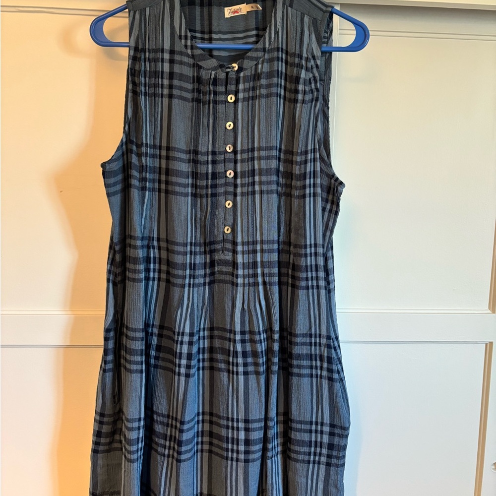 Faherty checkered sleeveless dress.